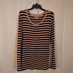 Long sleeve shirt/tee